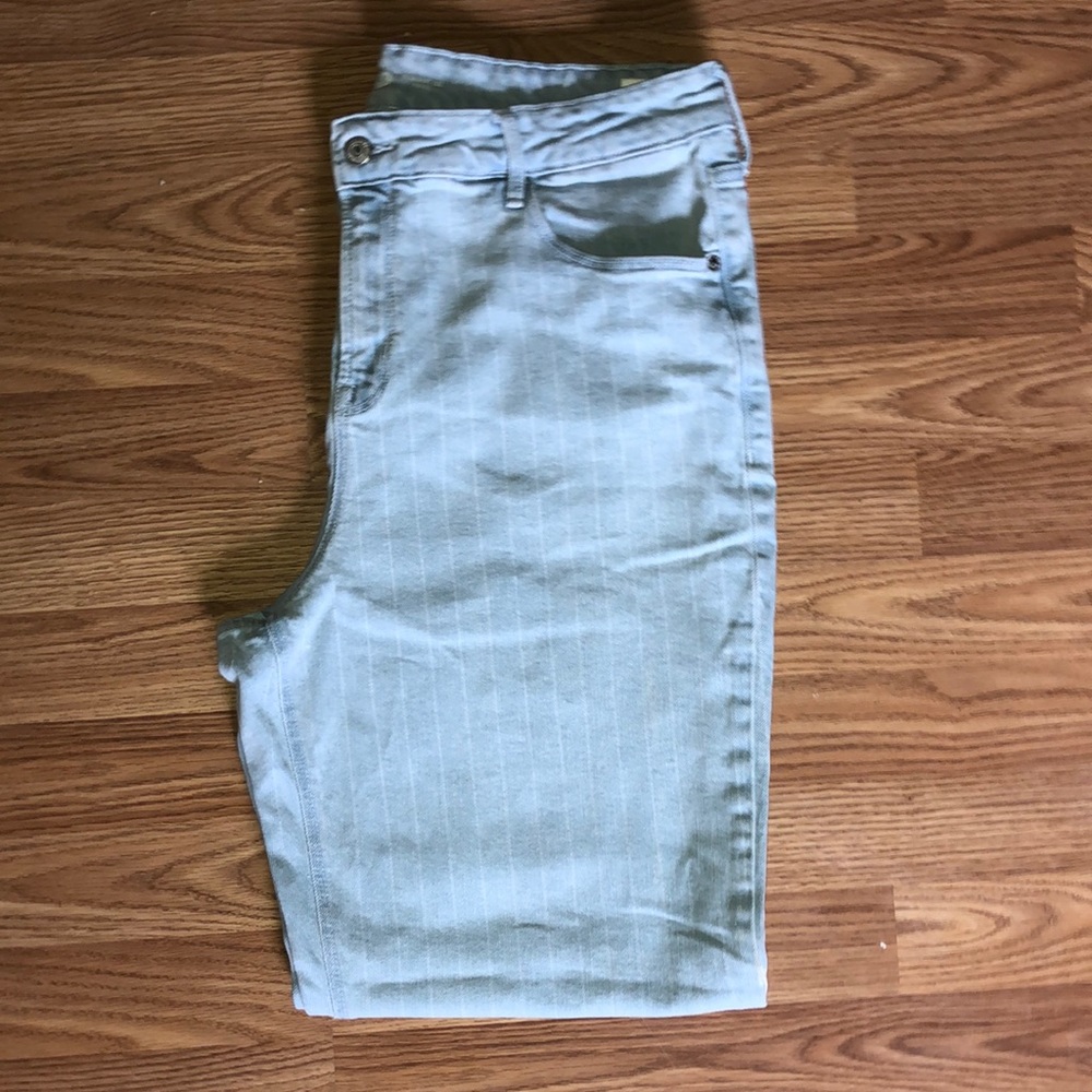 Old Navy Slim Wide Leg High Rise Jeans